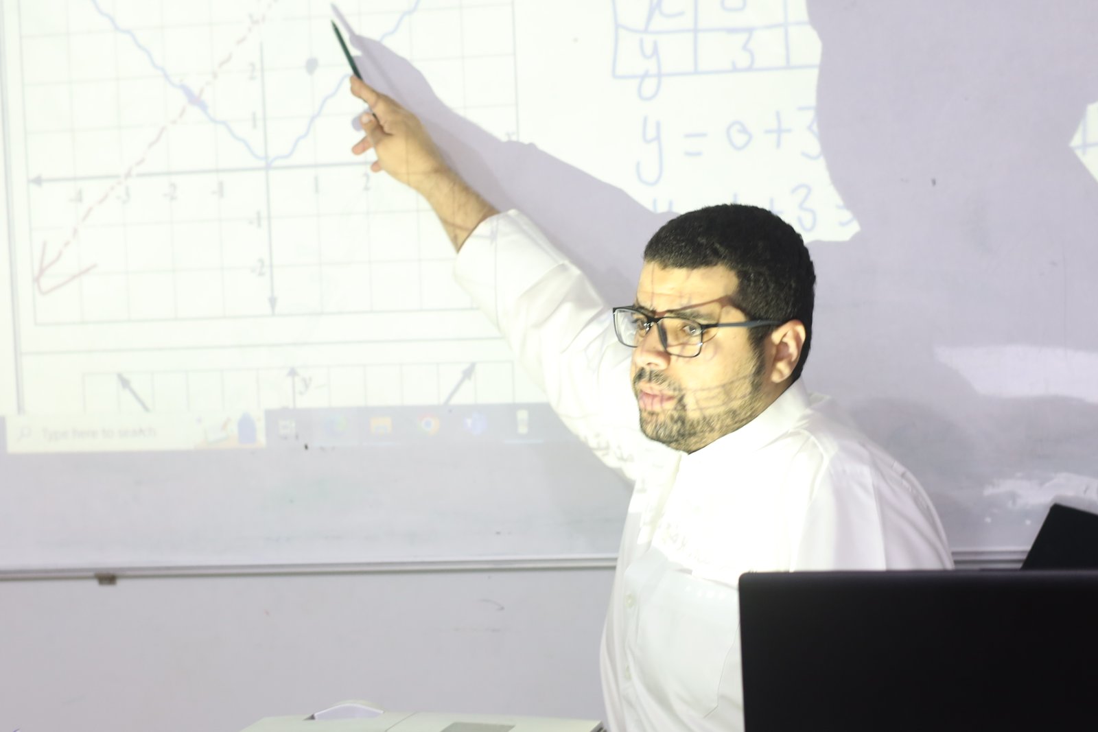 صورة من أنشطة برامج الدعم الأكاديمي